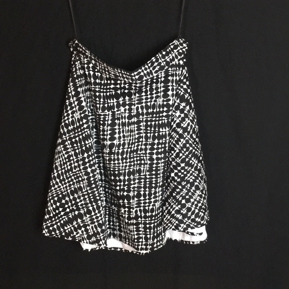 Geometric print flare skirt.